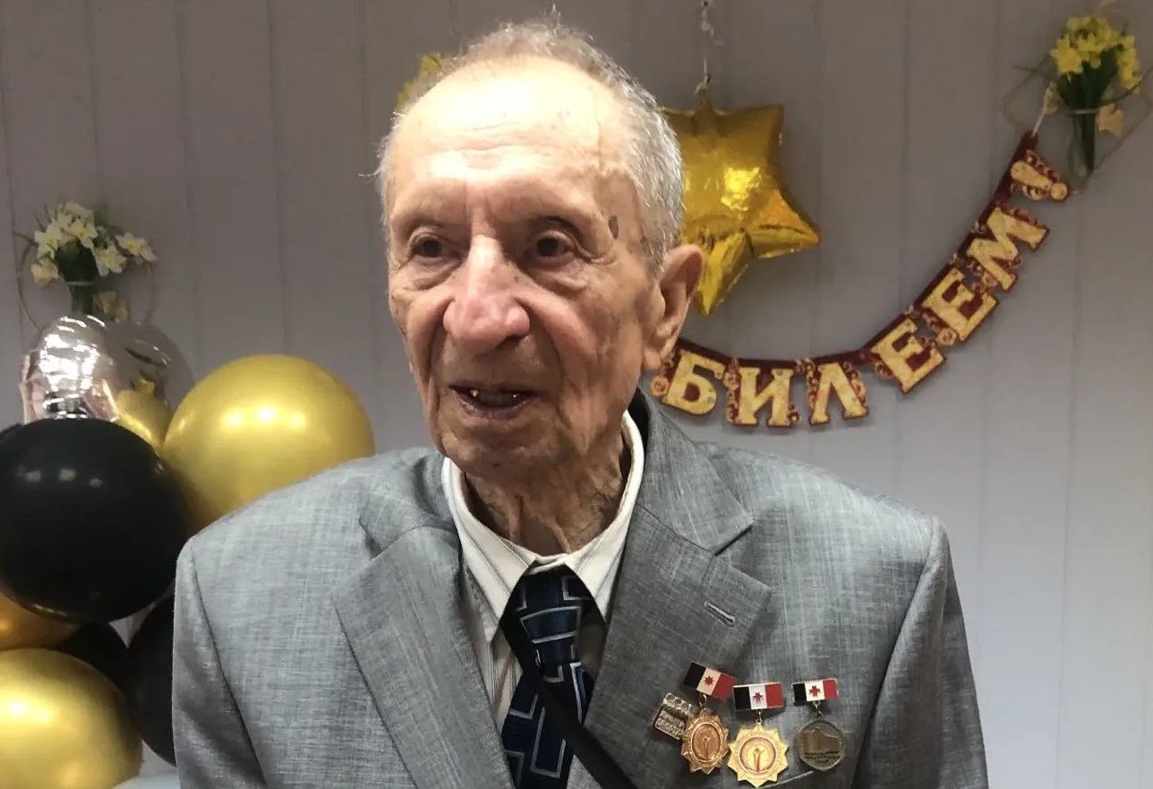 90-летний юбилей Валентина Алексеевича Лимонова