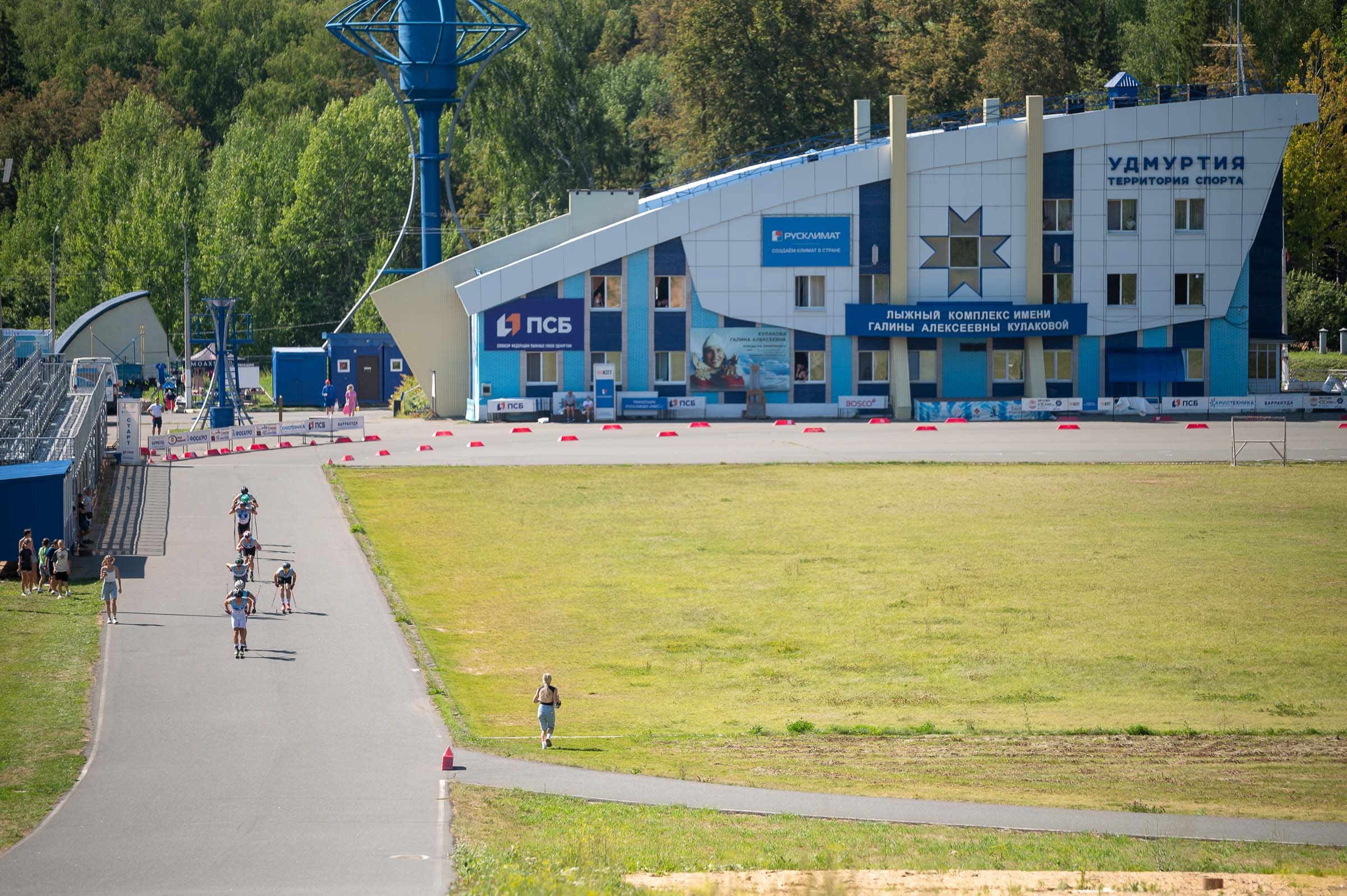 Группа юношей и девушек приступила к четвертому тренировочному сбору