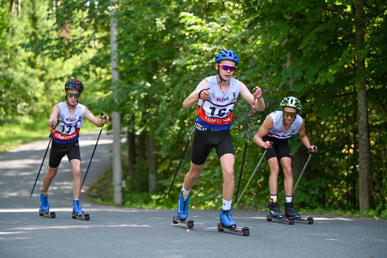 XIII открытые соревнования по лыжероллерам на призы ЗМС М. Вылегжанина. Итоги первого дня 