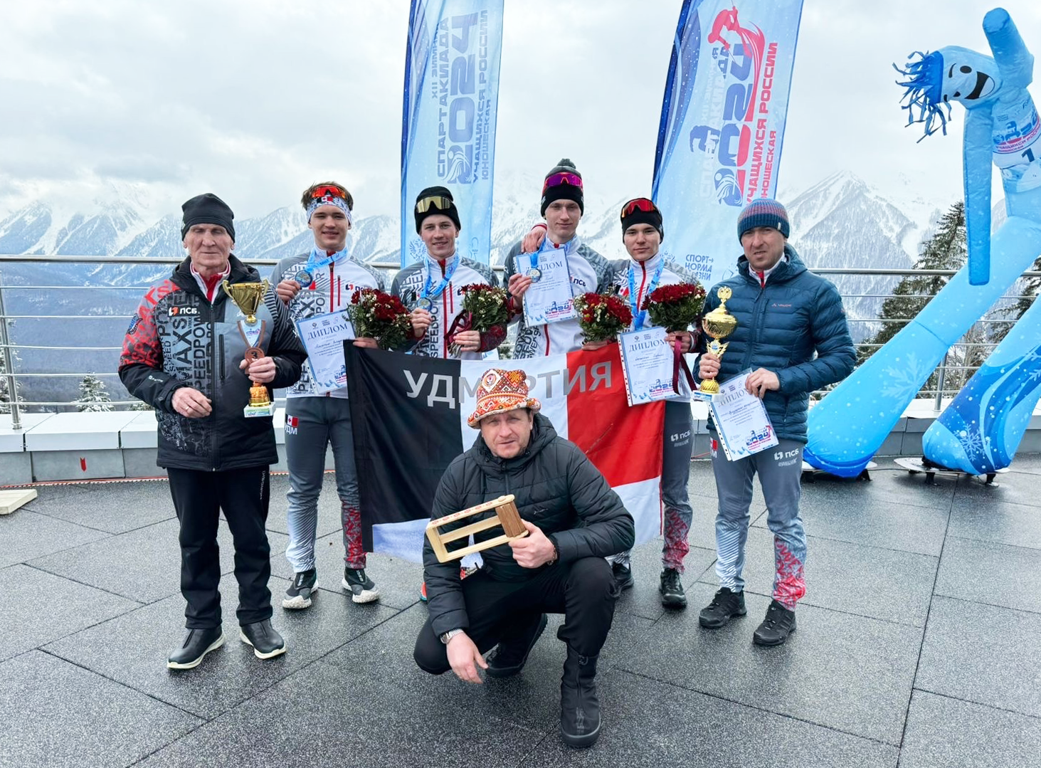 Юношеская сборная УР с медалями Спартакиады в Сочи